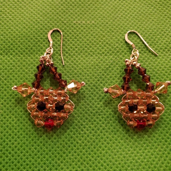 Reindeer earrins made with Swarovski cystrals. - Picture 2 of 8
